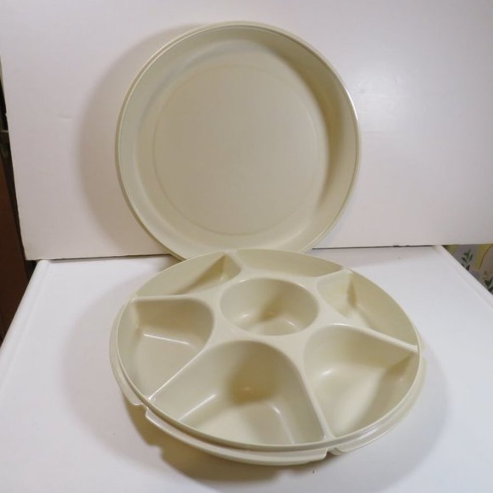 Tupperware Segmented Container Tan with heavy duty top & bottom (tight closure)